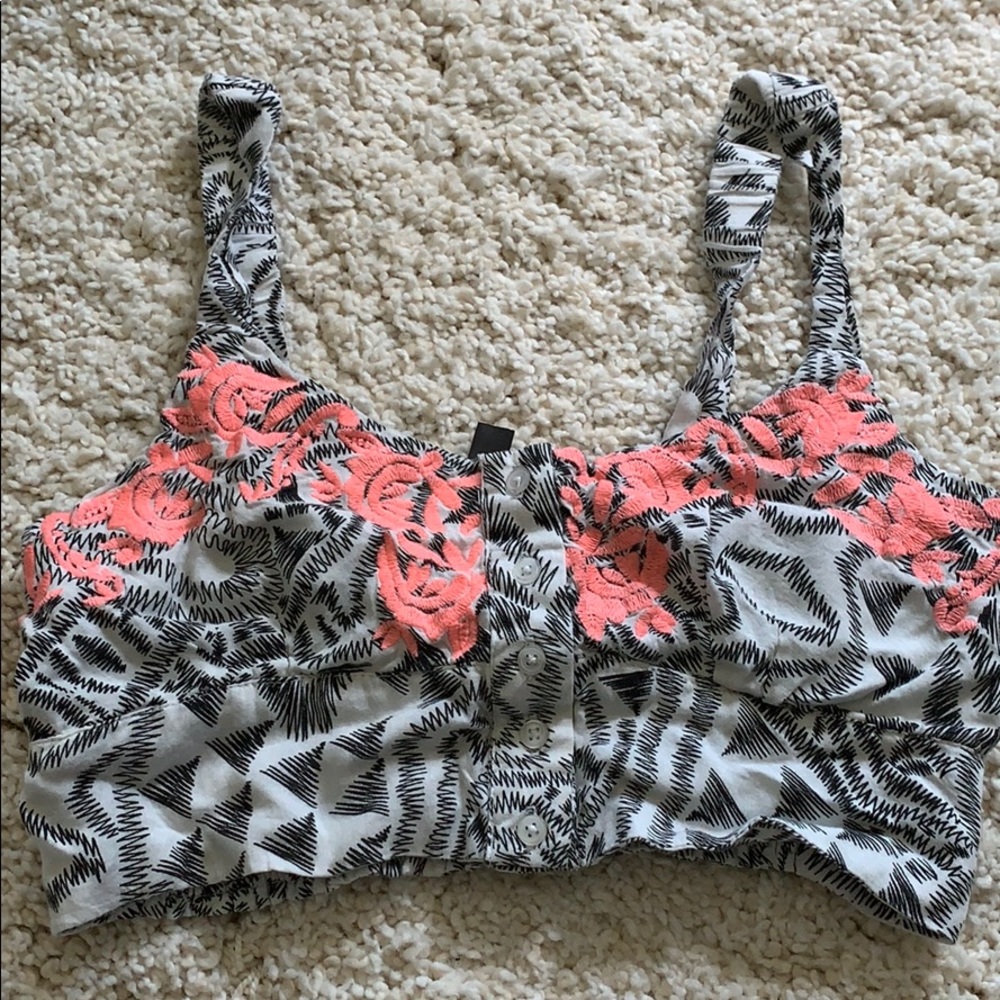 BRAND NEW! Super cute Crop Top